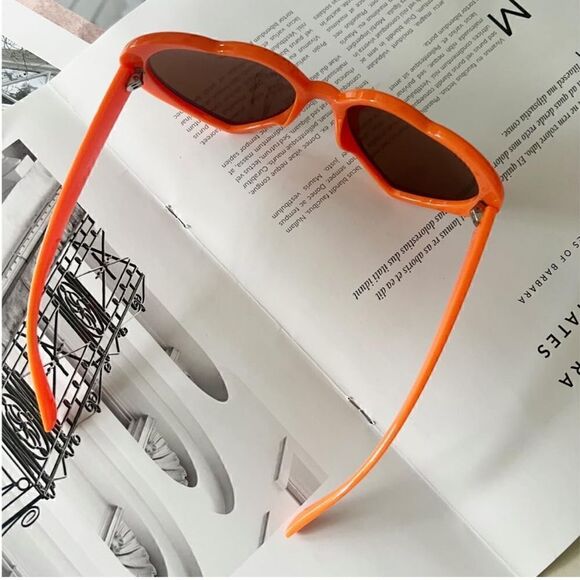 True Love Sunnies heart sunglasses glasses ❤️